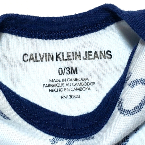 Calvin Klein Bundle of 2 Baby Onesies - Picture 4 of 5